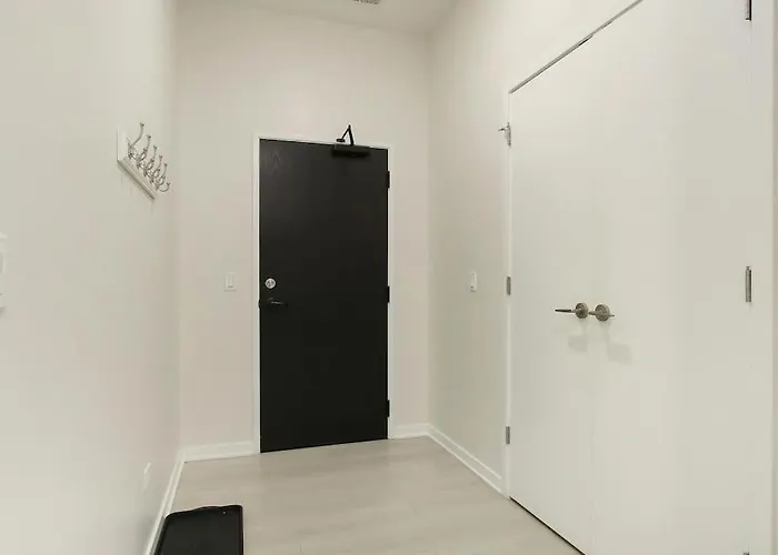 Elegant 2br With In-unit Laundry - Sheridan 102 Апартаменты