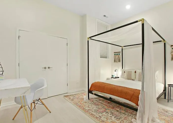 Elegant 2br With In-unit Laundry - Sheridan 102